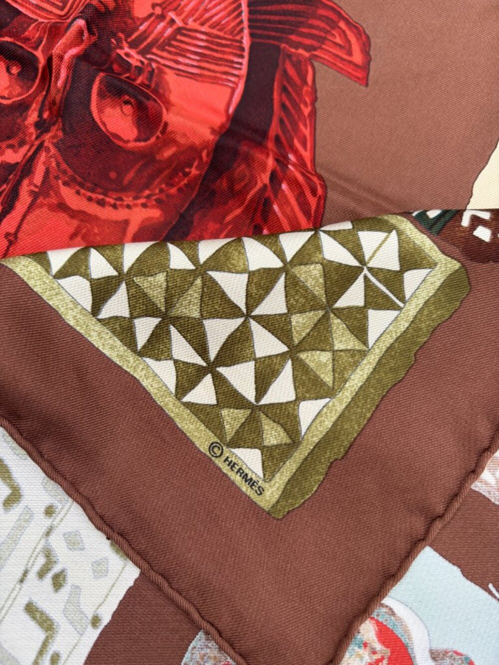 Hermes scarf Carre 90 Browns Silk100% - Picture 3 of 5